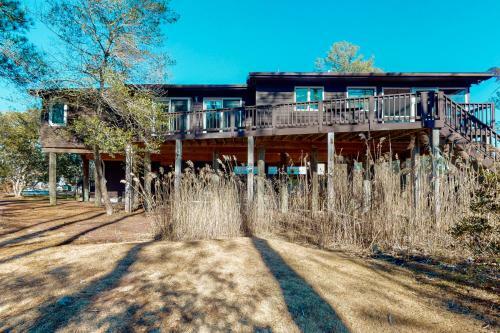 Cat Hill - 436 Tamarack