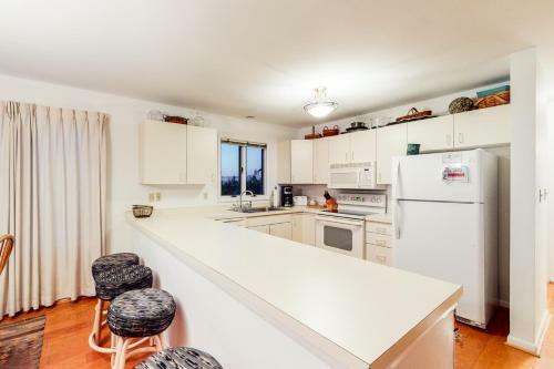 Seatowne - 36896 Bayside