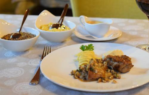 Posada Gasthof R�ssle