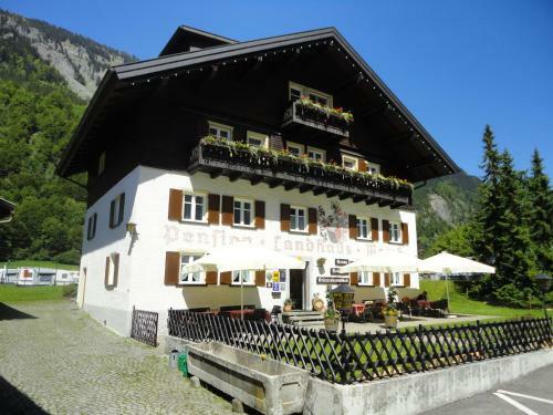 Hostal Walch's Camping & Landhaus