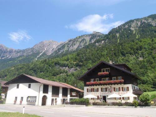 Hostal Walch's Camping & Landhaus