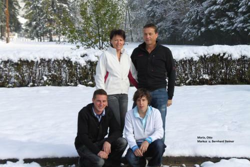 Hostal Pension Apartment Steiner
