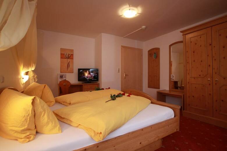 Hostal Pension Edelweiss