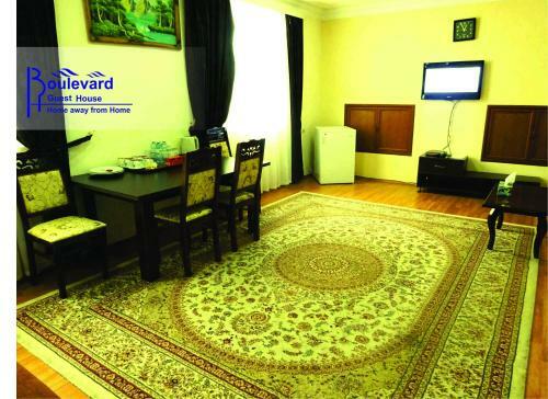Hostal Boulevard Guest House