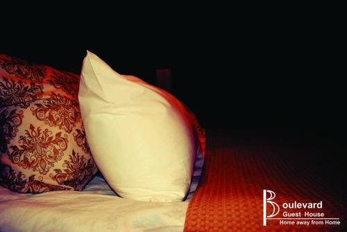 Hostal Boulevard Guest House