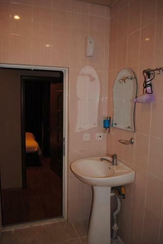 Hostal Boulevard Guest House