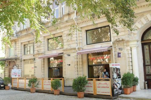 Hostal Boulevard Guest House