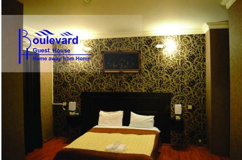 Hostal Boulevard Guest House