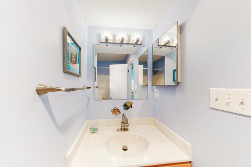 Sea Colony Evergreen II