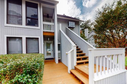 Sea Colony Evergreen II