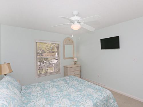 Sea Colony Tall Pines II