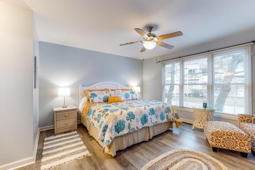 Sea Colony Sanddollar