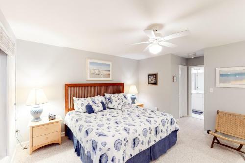 Sea Colony Whispering Pines II