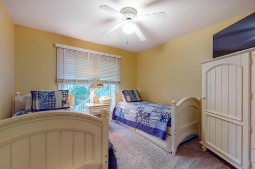 Sea Colony- 54010 Sand Dollar