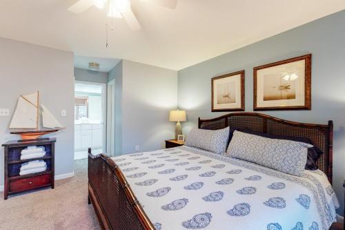 Sea Colony- 54010 Sand Dollar