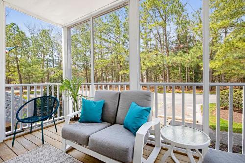 Sea Colony - 18002 Lakeview