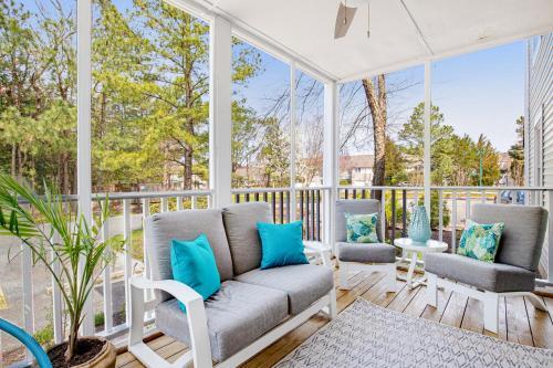 Sea Colony - 18002 Lakeview