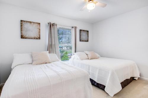 Sea Colony - 18002 Lakeview