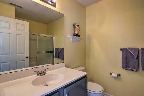 Bethany Beach Townhome With Amenities - Mins To Ocean