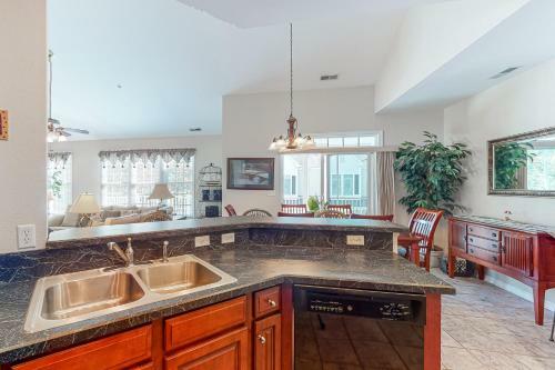Bear Trap Dunes - 79b October Glory