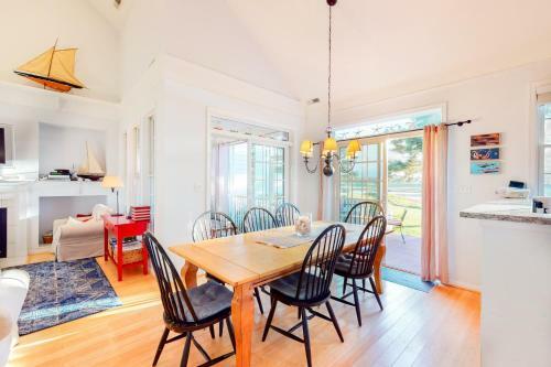 Bear Trap Dunes - 60 Willow Oak
