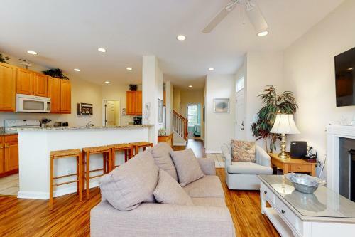 Bear Trap Dunes - 1 Village Green