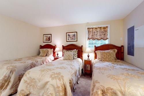 Bear Trap Dunes - 1 Village Green