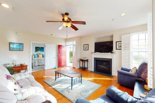 Bear Trap Dunes Clubhouse