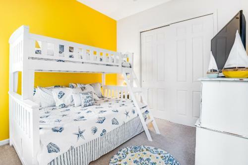 Bayside Resort - 36295 Sunflower