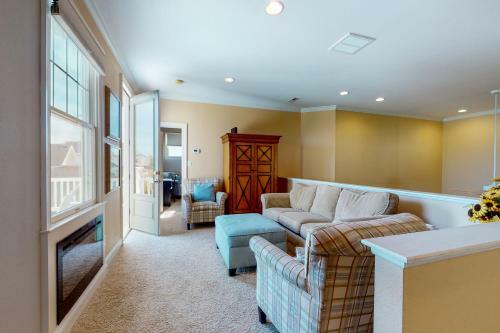 Bayside Resort - 36234 Sunflower