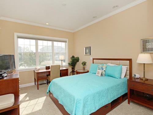 Bayside Resort - 36234 Sunflower