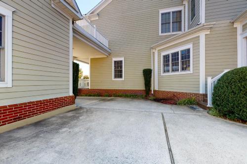 Bayside Resort - 11182 Signature