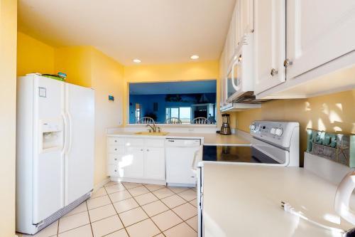 Bethany Bay - 4305 Pettinaro