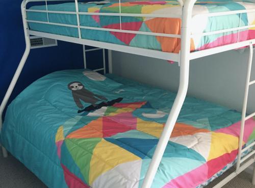 Bethany Bay - 4305 Pettinaro