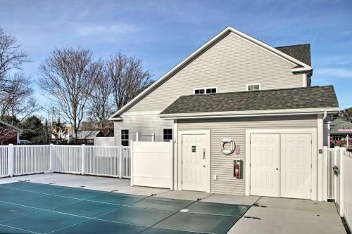 Pet-friendly Abode 2 Mi To Bethany Beach!