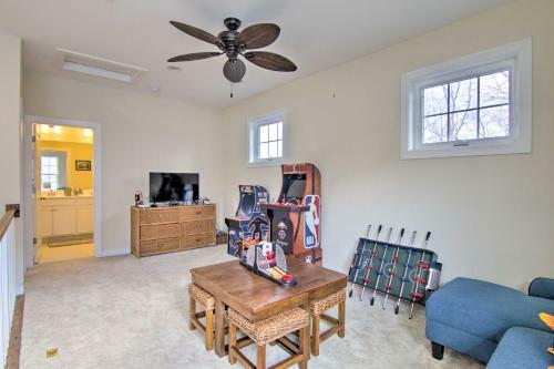 Pet-friendly Abode 2 Mi To Bethany Beach!