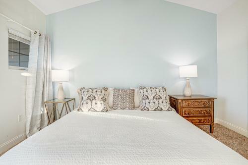 Mallard Cove - 37304 Lighthouse Rd Unit #4