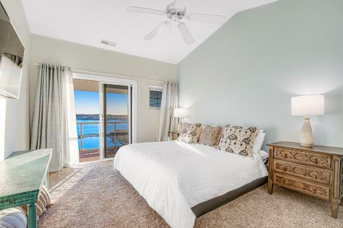 Mallard Cove - 37304 Lighthouse Rd Unit #4