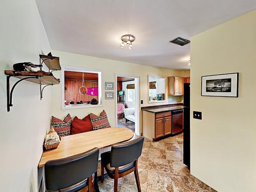New Listing! Island Bungalow Near State Park Home