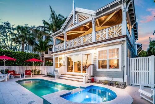 Waves Edge Anna Maria Home
