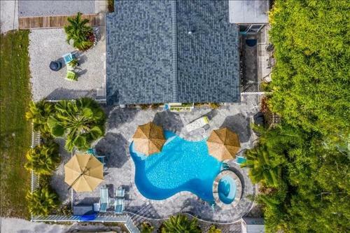 Villa Beach N Bay Home