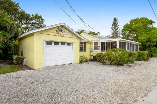 Gulf Shore Cottage