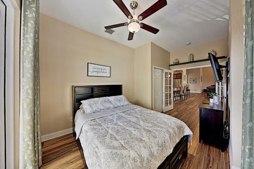 Immaculate Canal Home With Pool, Dock & Game Lounge Home