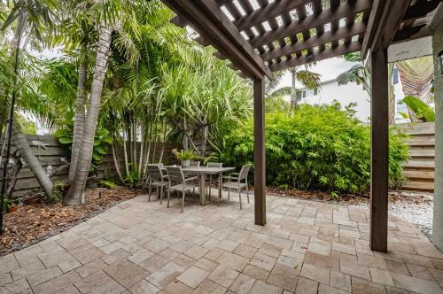 Zen Beach Cottage