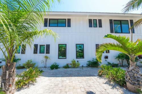 Villa Bayside Bungalows By Ami Locals