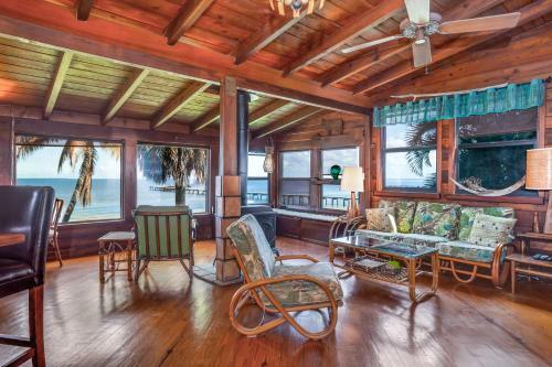 Sun And Sea Cottages