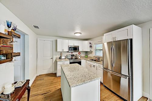 New Listing! Updated Coastal Charmer With Hot Tub Home