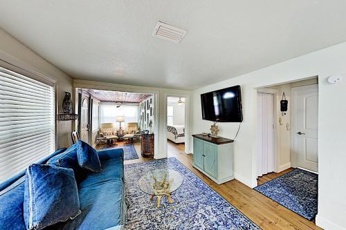 New Listing! Updated Coastal Charmer With Hot Tub Home