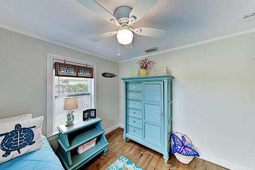 New Listing! Updated Coastal Charmer With Hot Tub Home