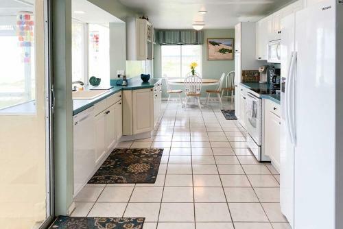 Secluded Bokeelia House With Pool And Ocean View!